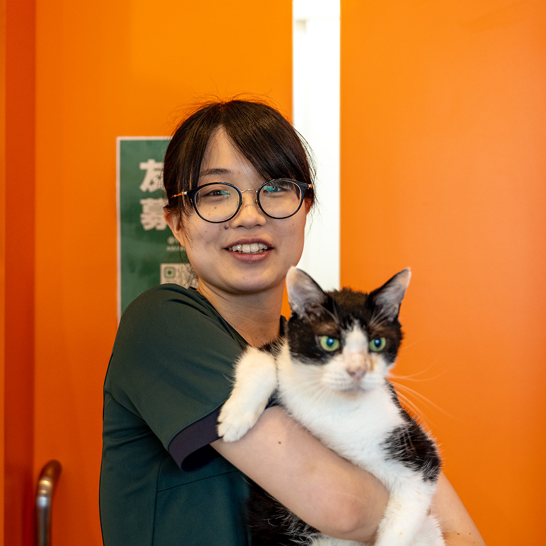 アニマルケアスタッフ 宮崎ありさ